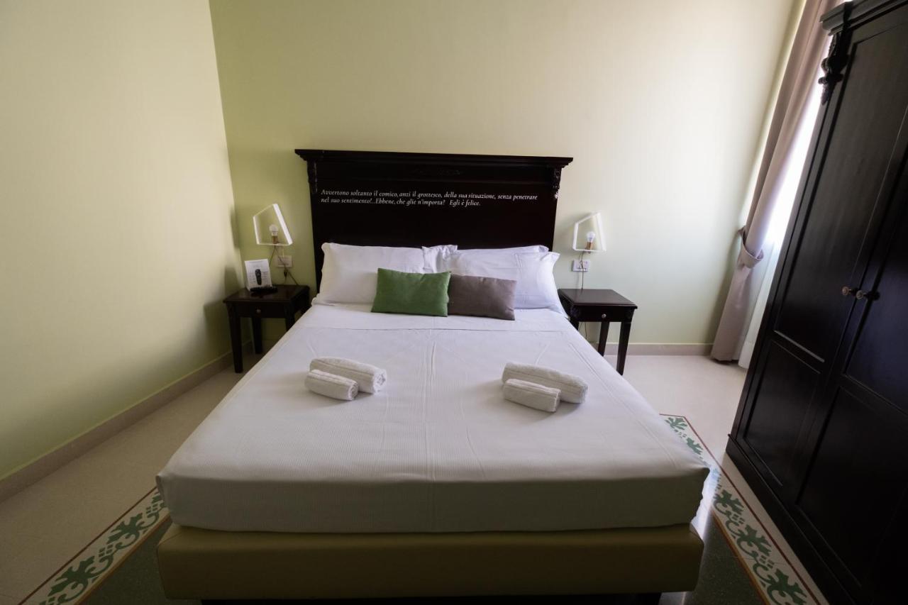 Hotel Borgo Di Ciaula ซานตาฟลาวิอา ภายนอก รูปภาพ