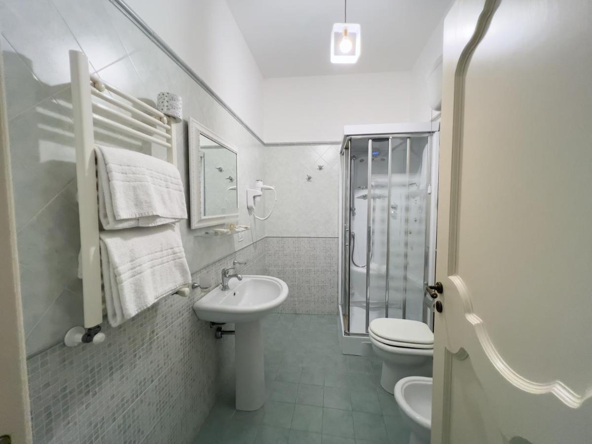 Hotel Borgo Di Ciaula ซานตาฟลาวิอา ภายนอก รูปภาพ