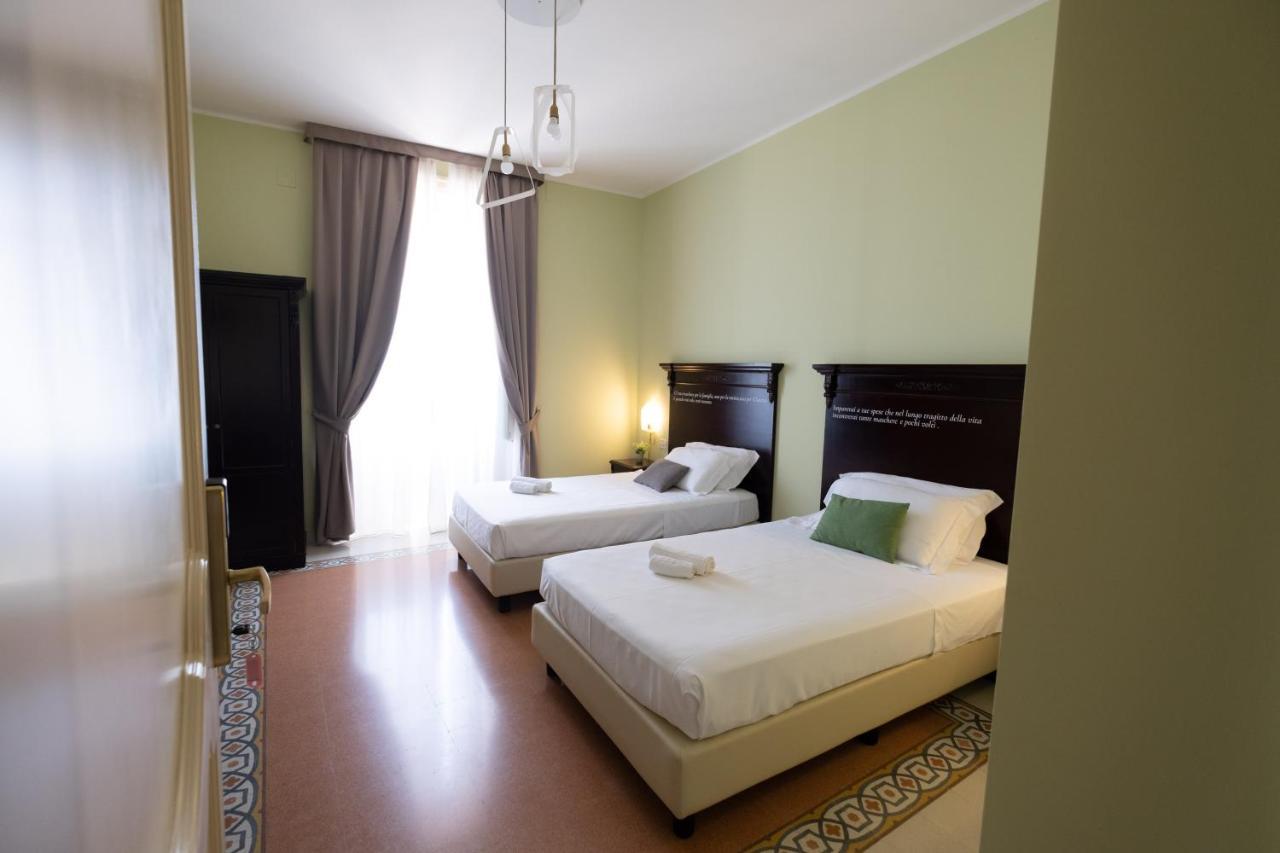 Hotel Borgo Di Ciaula ซานตาฟลาวิอา ภายนอก รูปภาพ