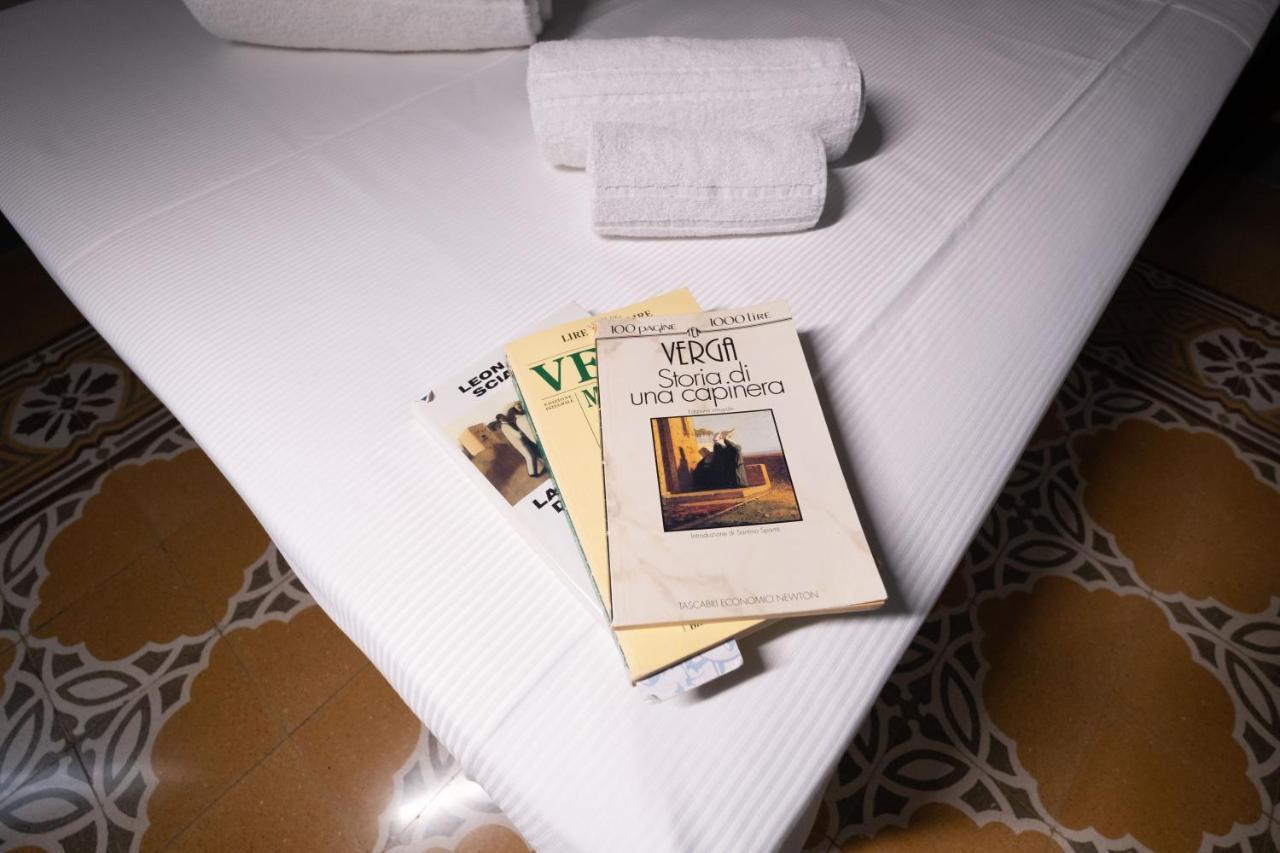 Hotel Borgo Di Ciaula ซานตาฟลาวิอา ภายนอก รูปภาพ